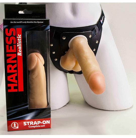 Фаллоимитатор с поясом Harness ( strap-on ) цвет телесный