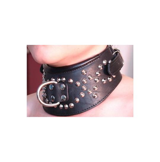 Фигурный ошейник с поводком Клепка-узор цвет черный