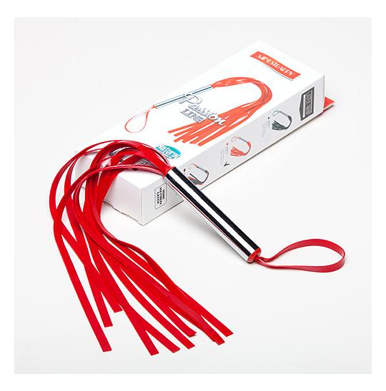 Мини плеть из латекса 30 см цвет красный